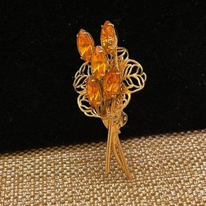 Vintage Amber color looking bouquet of flowers brooch 2"